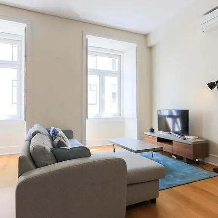 Vibrant Heart Of The 2br Lisbon