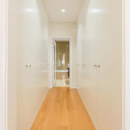 Appartamento Vibrant Heart Of The 2br Lisbona