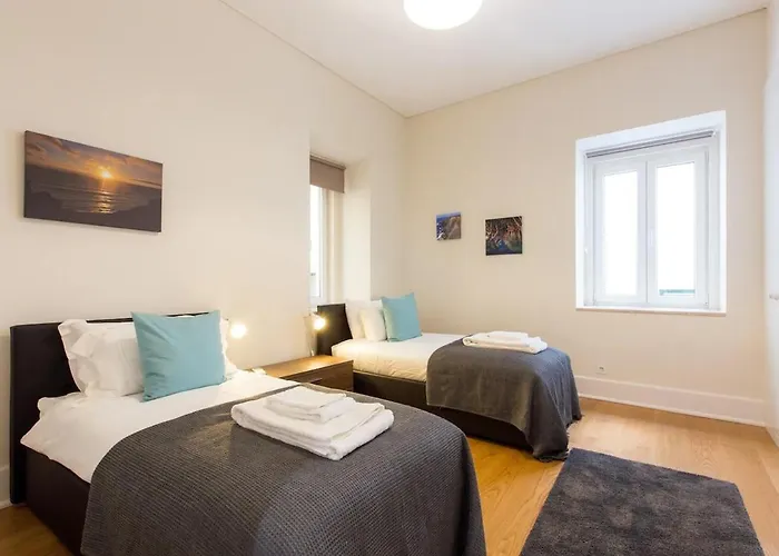 Vibrant Heart Of The 2br